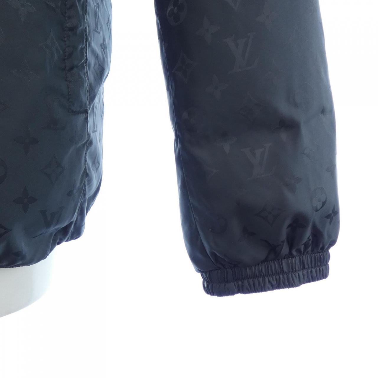 ルイヴィトン LOUIS VUITTON HFB47WGHK ダウンジャケット