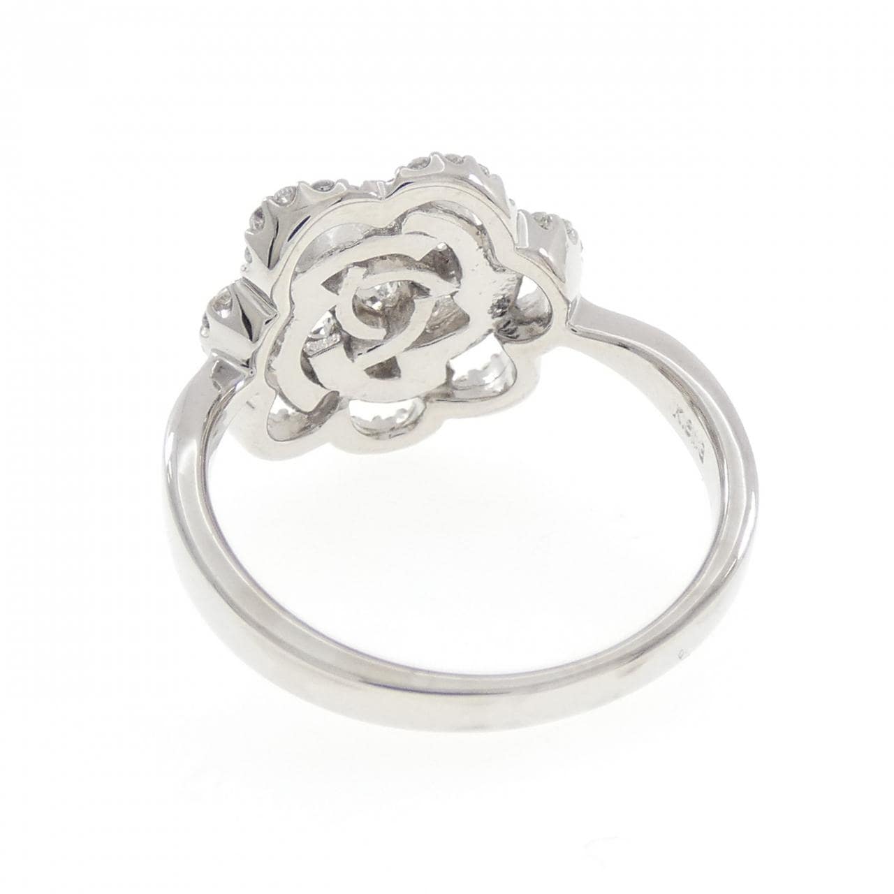 K18WG フラワー ダイヤモンド リング 0.35CT