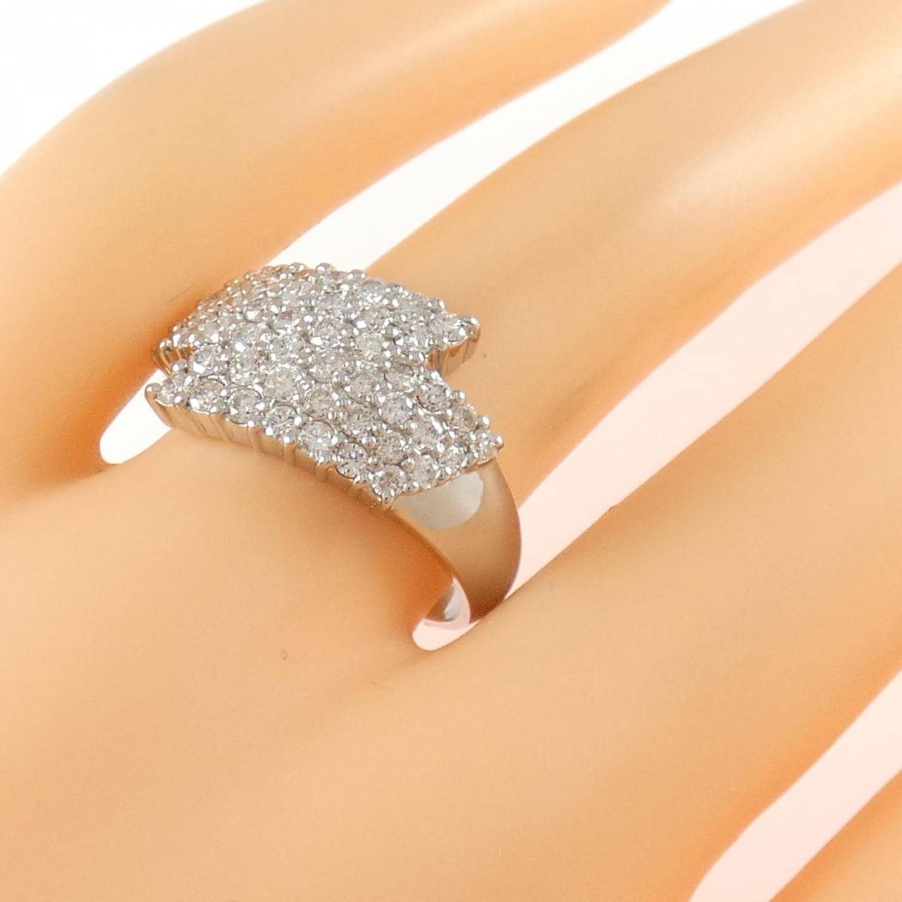 PT900 ダイヤモンド リング 1.00CT