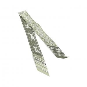 【未使用品】エルメス SHEVAL DE COEUR BANDANA ツイリー 064259S スカーフ