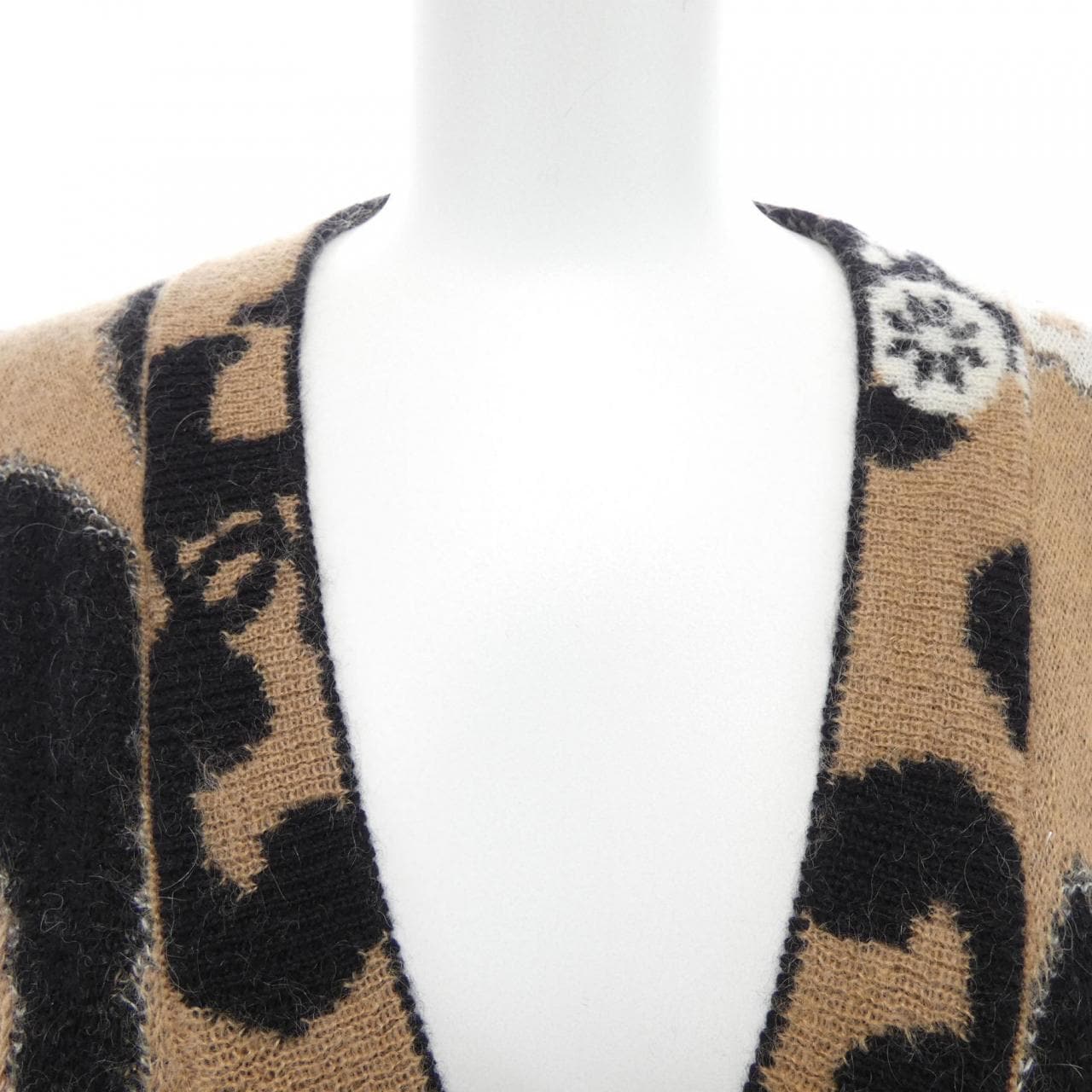 シャネル CHANEL P75362K10782 カーディガン