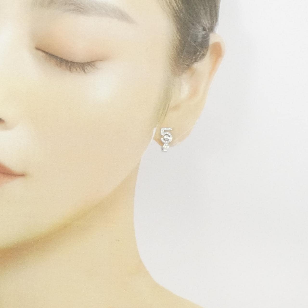 CHANEL Eternal CHANEL No. 5 Earrings (One Ear)