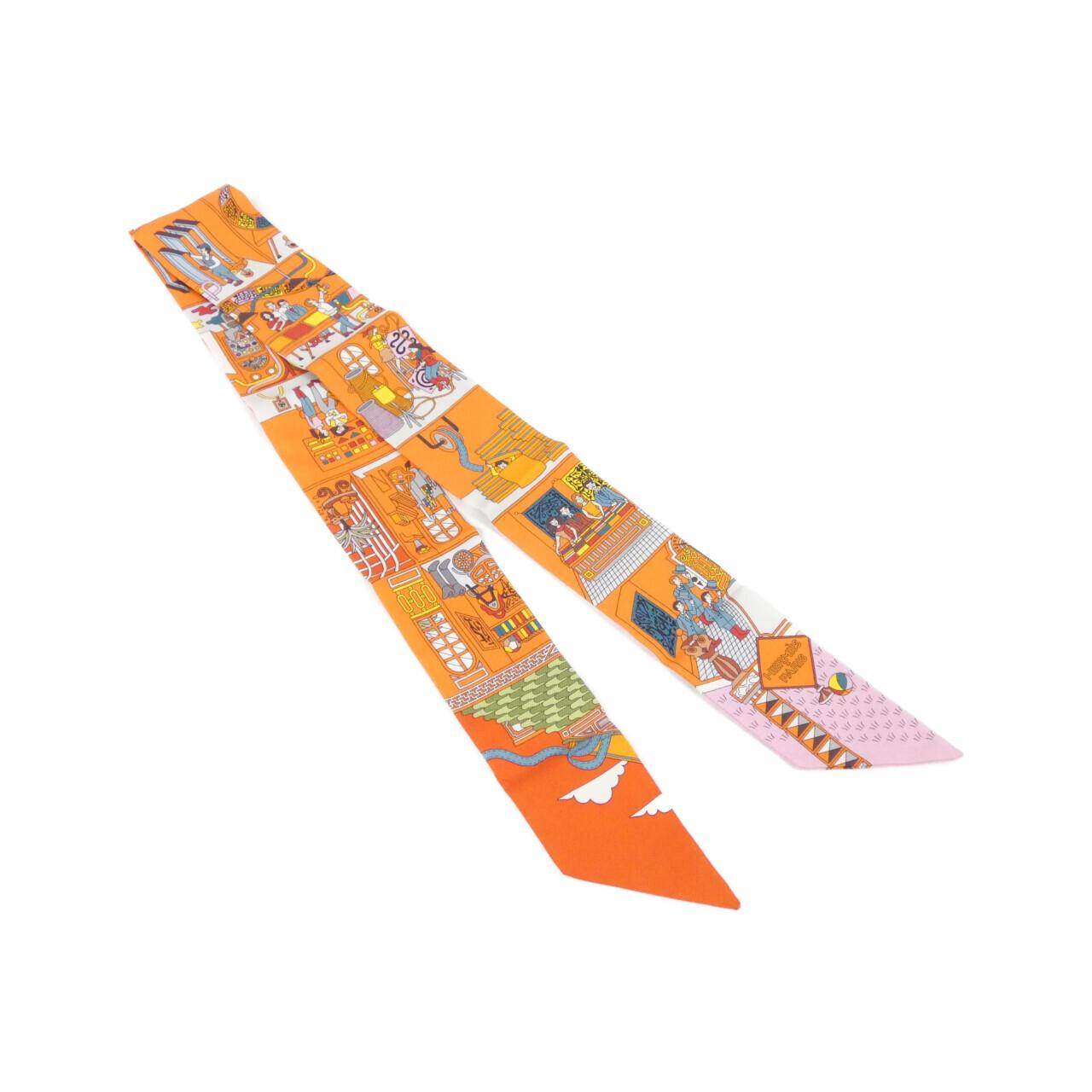 エルメス LA MAISON DES CARRES ツイリー 062941S スカーフ