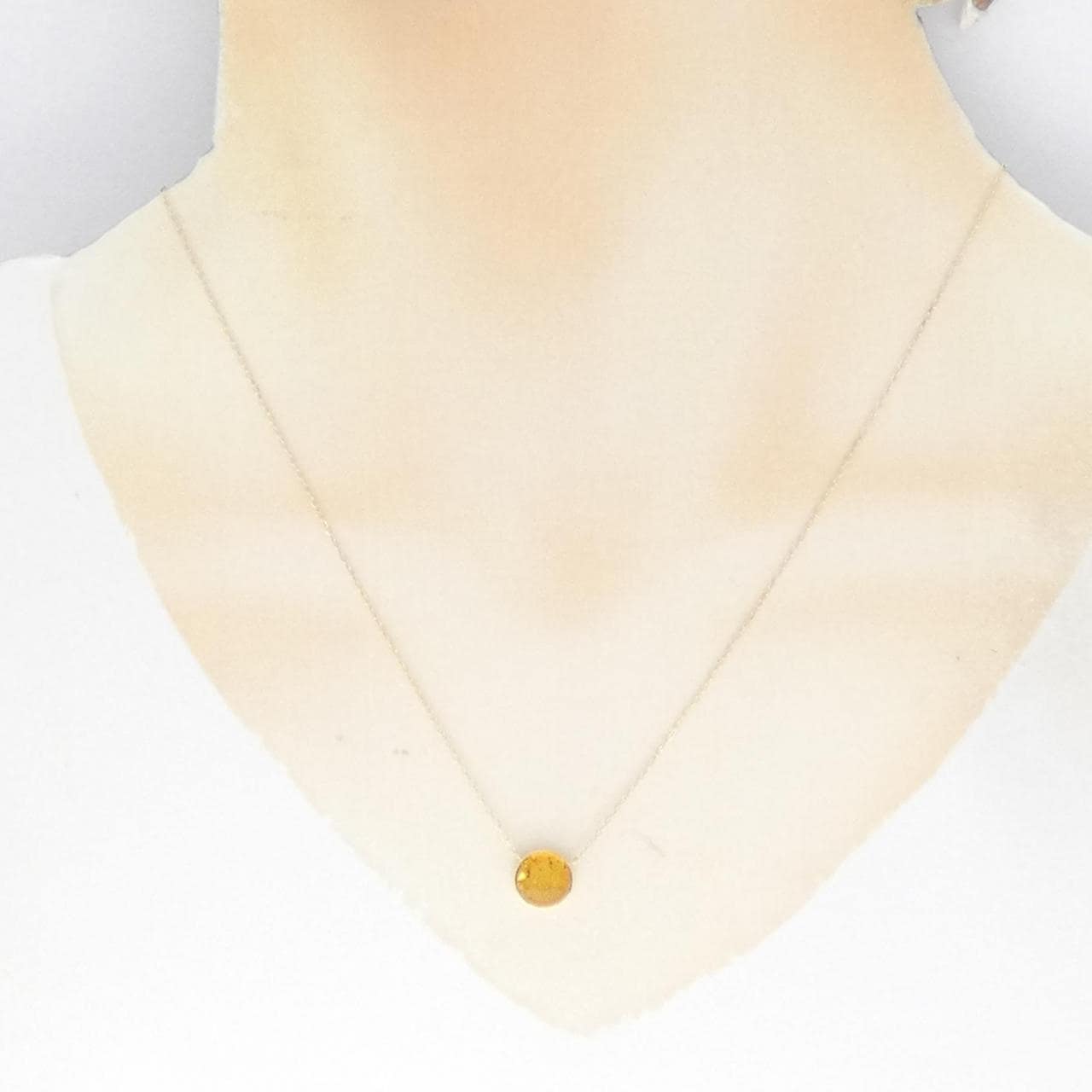 K10YG amber necklace