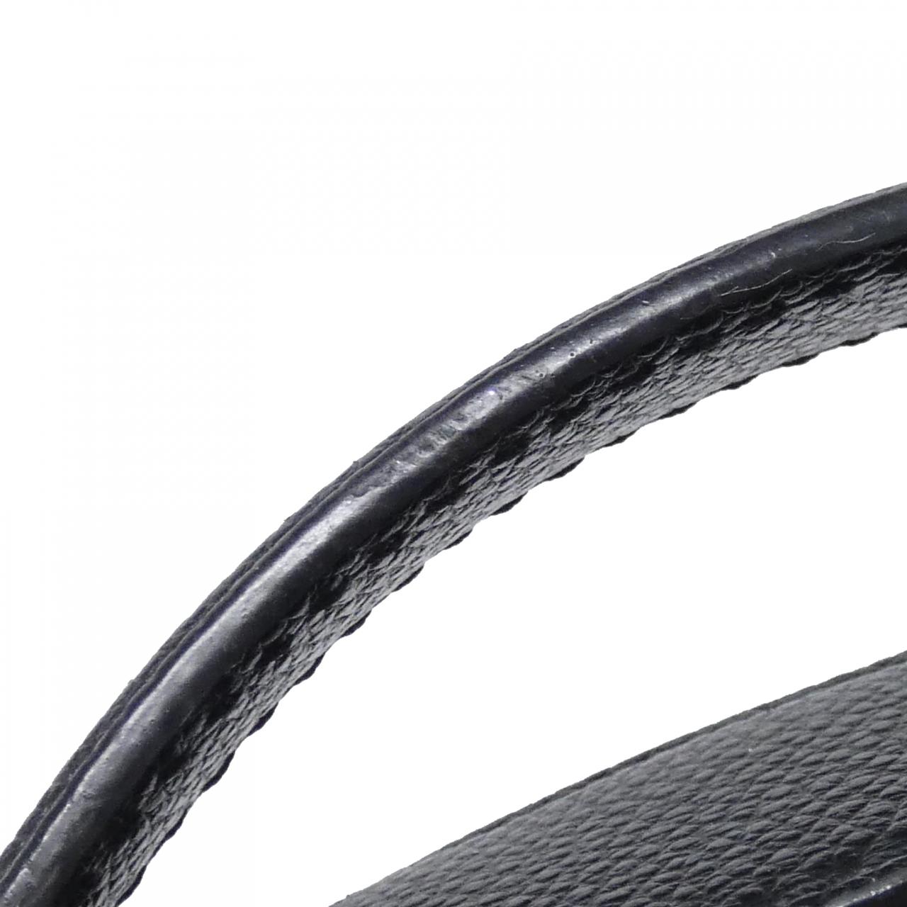 LOUIS VUITTON Monogram Empreinte Saintonge M44593 单肩包