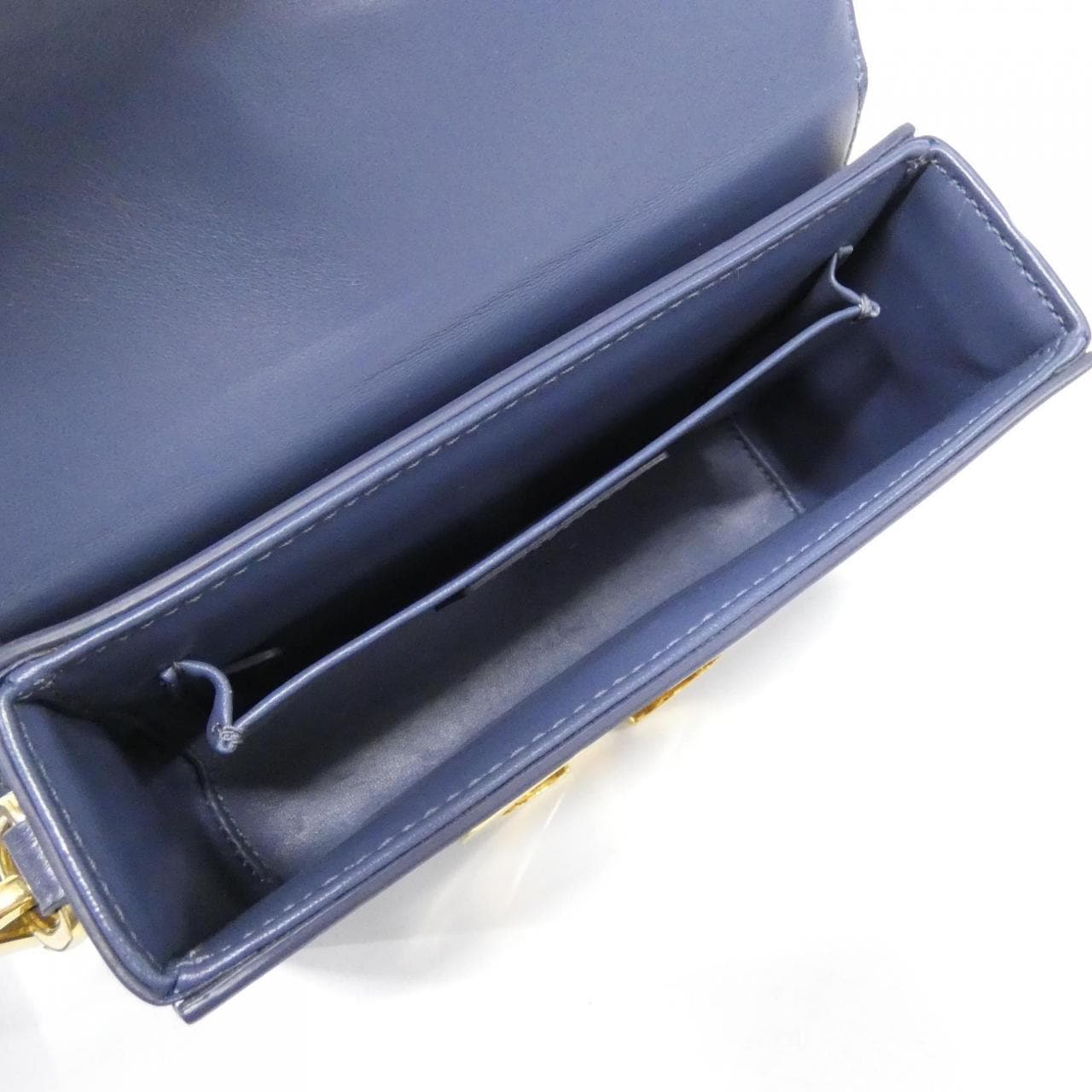 クリスチャンディオール 30 モンテーニュ M9204UMOS ショルダーバッグ