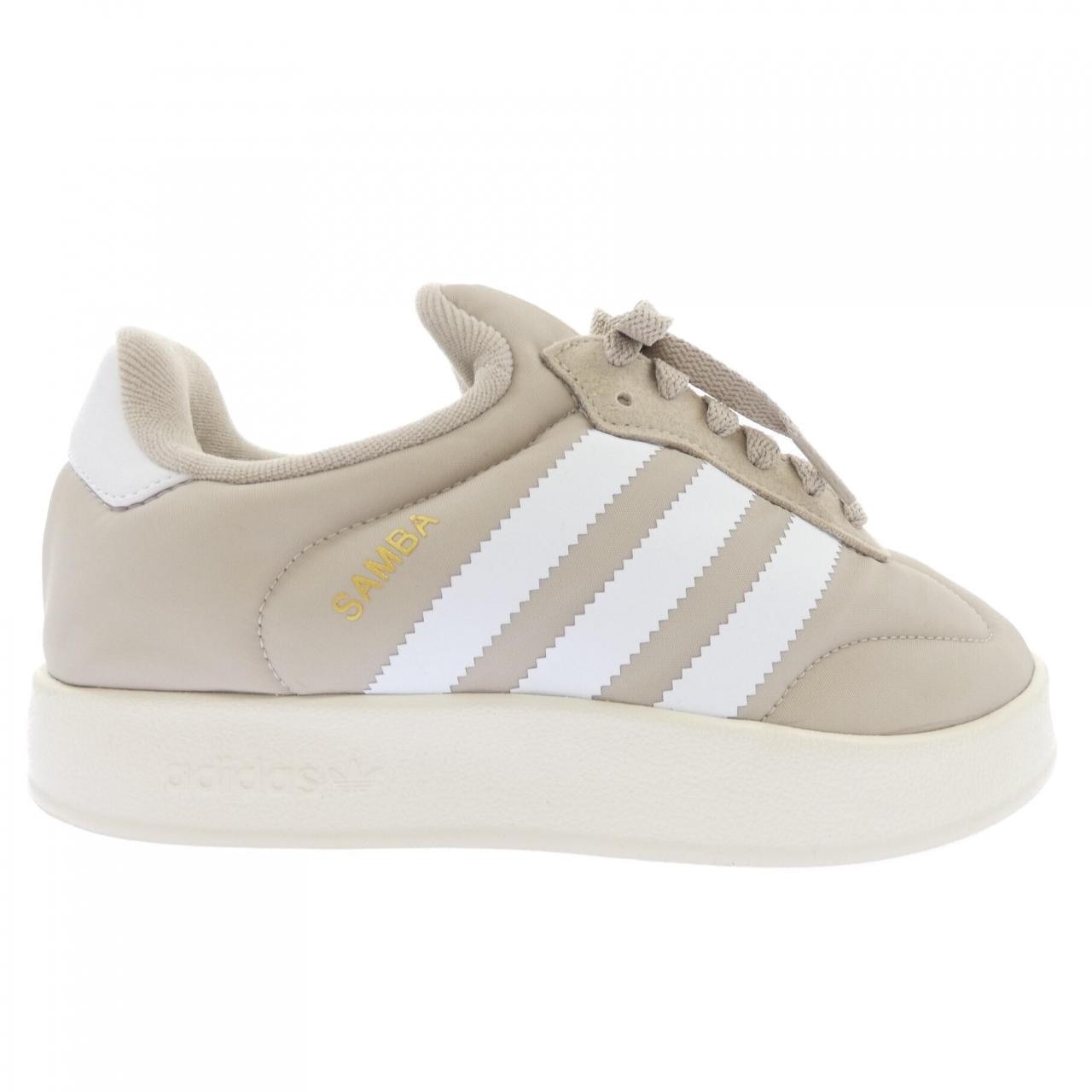 アディダス ADIDAS スニーカー