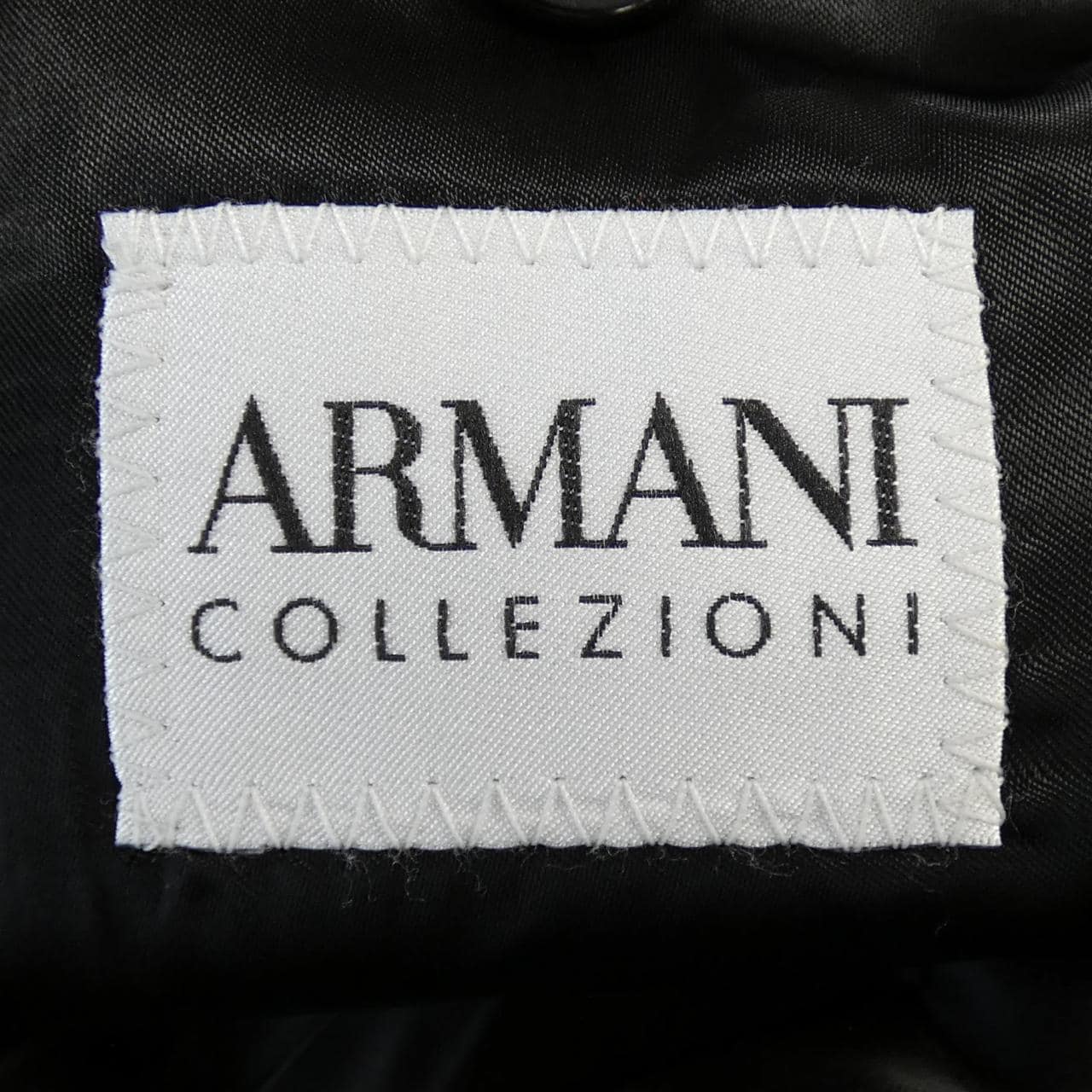 ARMANI collezioni系列外套