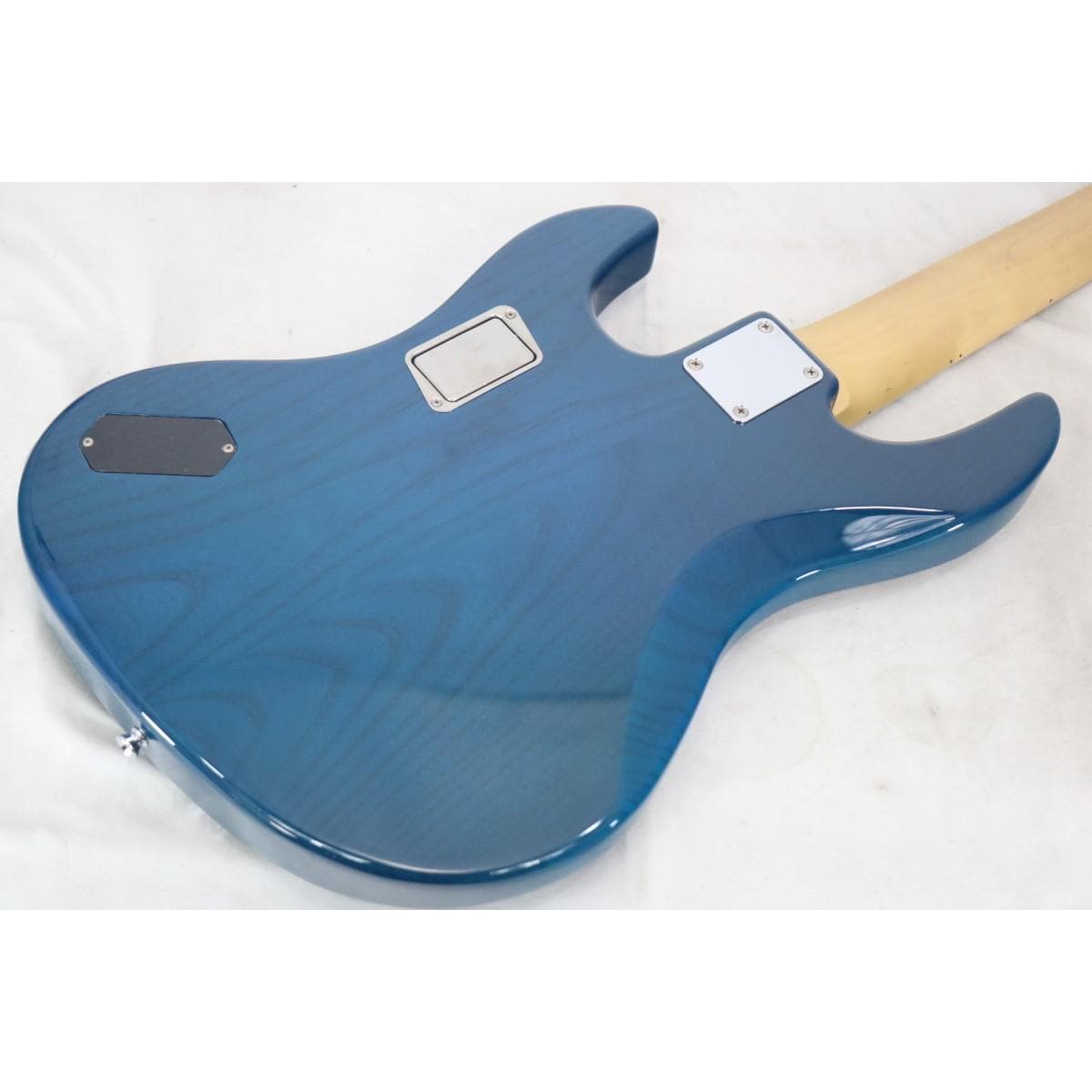 ＥＤＷＡＲＤＳ　　Ｅ－ＡＭ－１３８ＱＭ