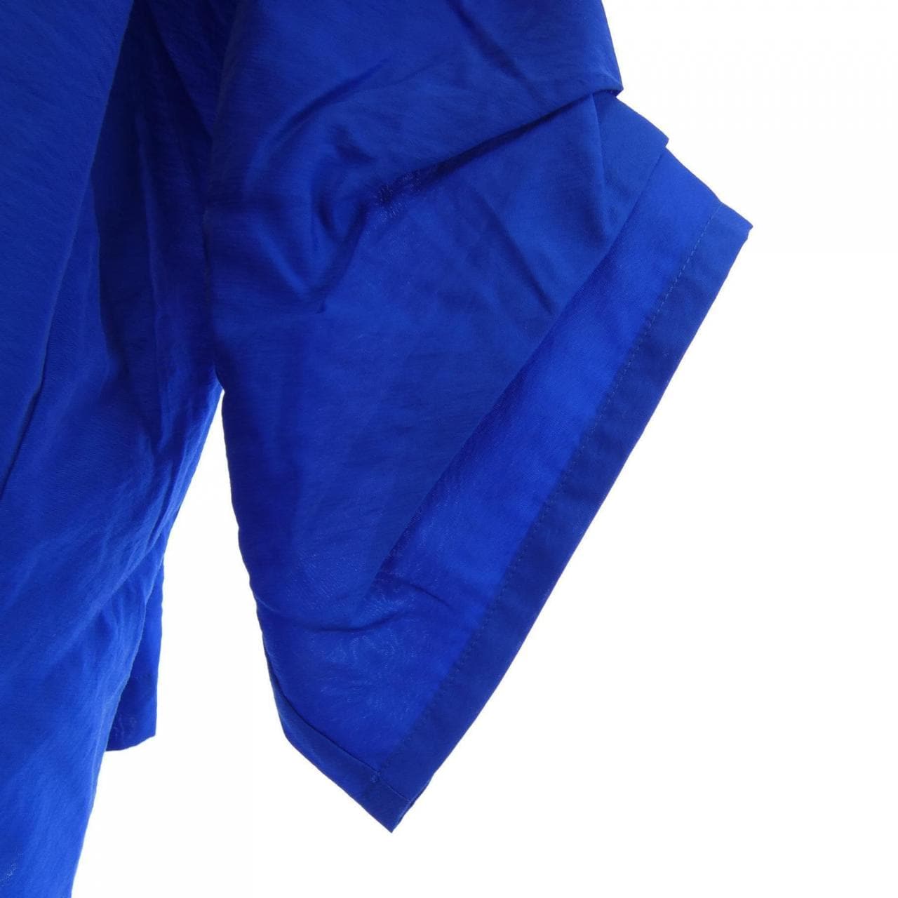 GRAND TABLE トップス