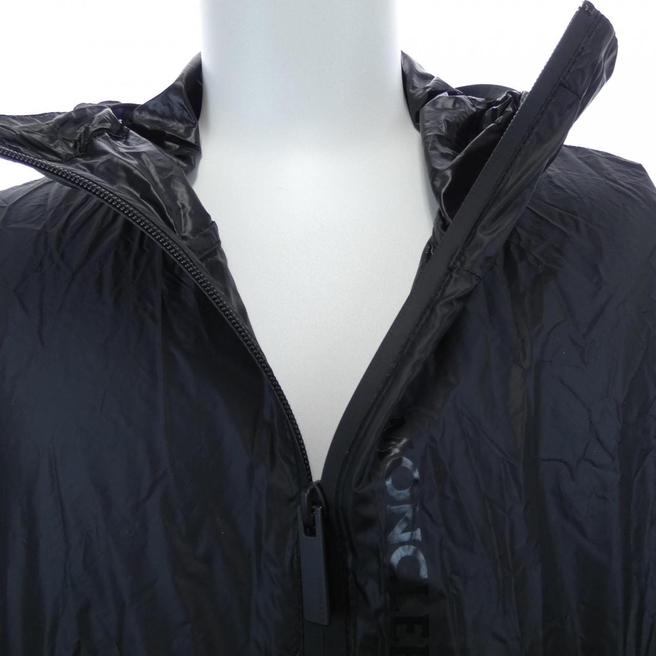 モンクレール MONCLER HUIT ジャケット