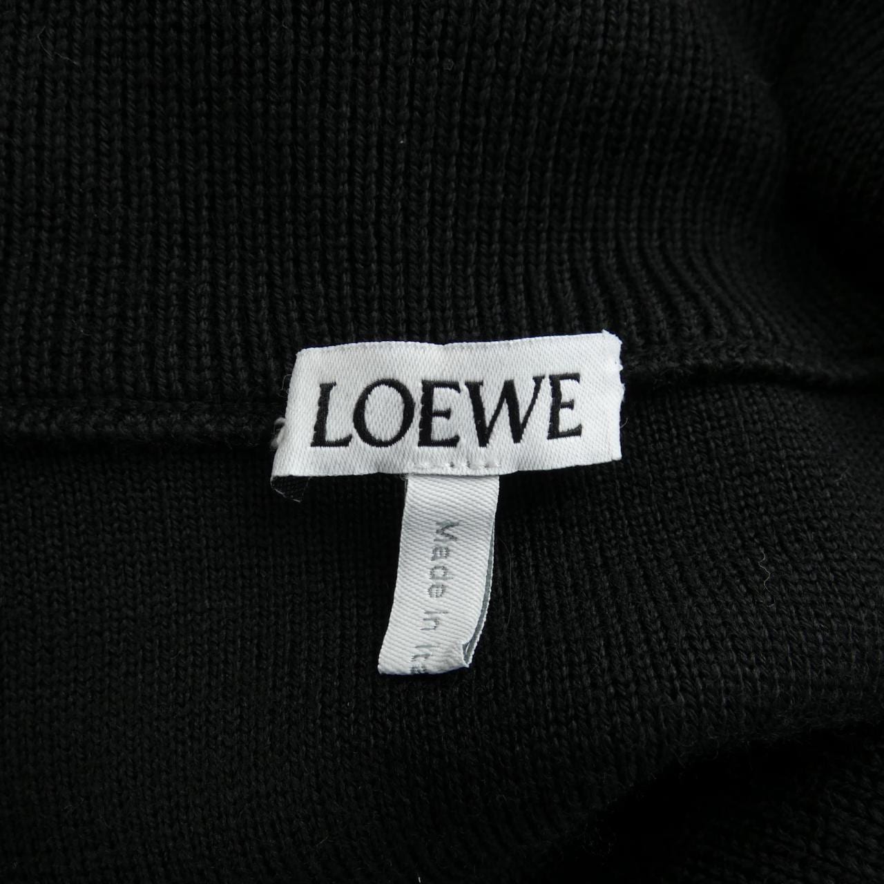 LOEWE外套