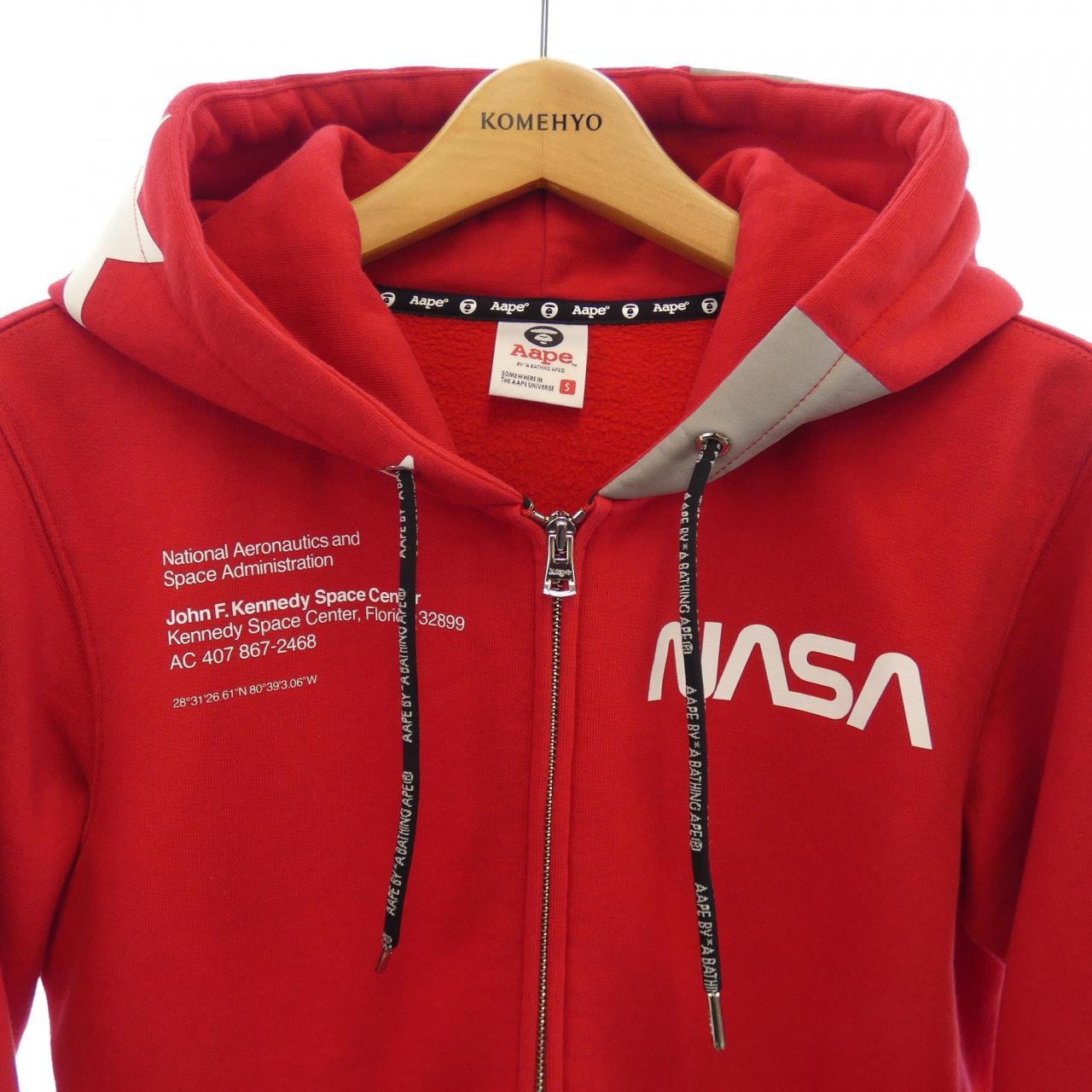 アベイシングエイプ A BATHING APE パーカー