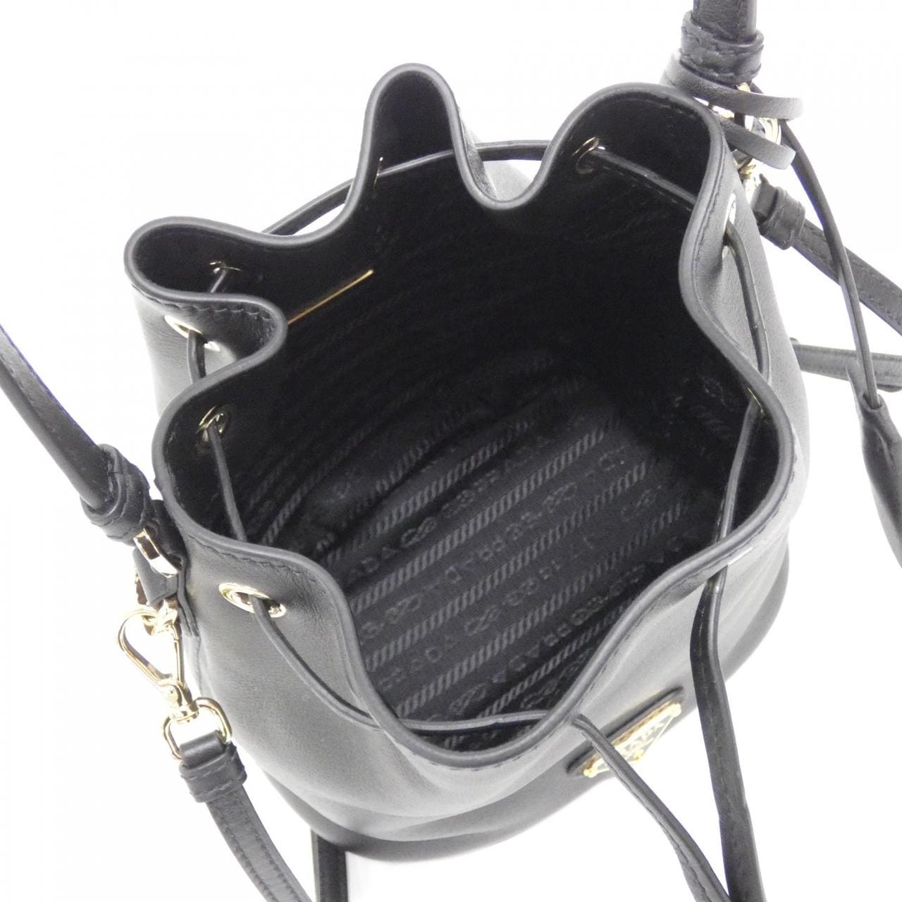 【新品】プラダ 1BE067 バッグ
