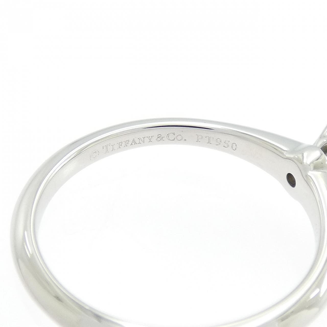 ティファニー クラシックソリティア リング 0.40CT I VVS2 EXT