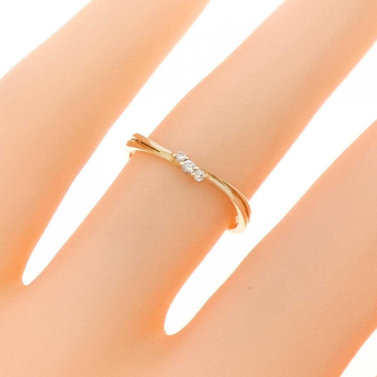 K10YG/K10WG スリーストーン ダイヤモンド リング