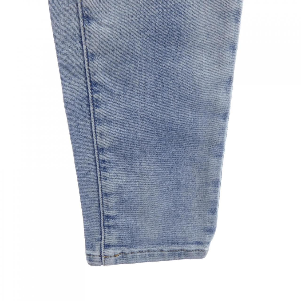 ディーゼル DIESEL ジーンズ