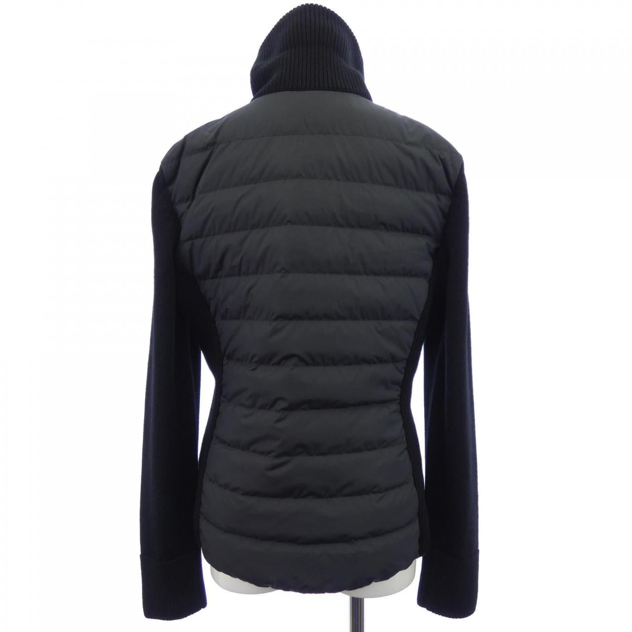 【新品】モンクレール MONCLER 20939B00035 ダウンジャケット