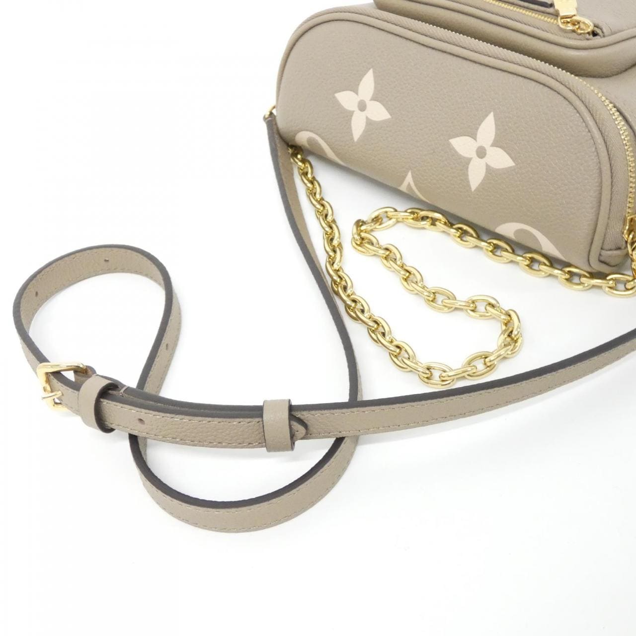 ルイヴィトン バイカラー モノグラム アンプラント ミニ バムバッグ M83219 バッグ