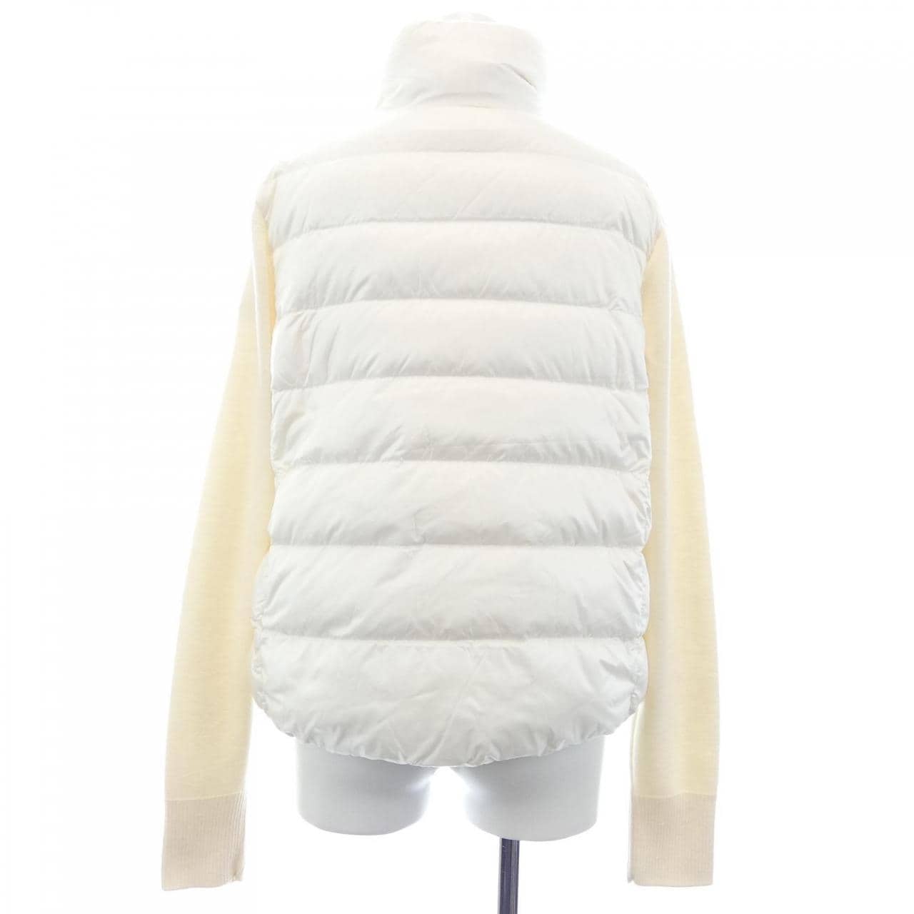 モンクレール MONCLER 20939B00024 ダウンジャケット