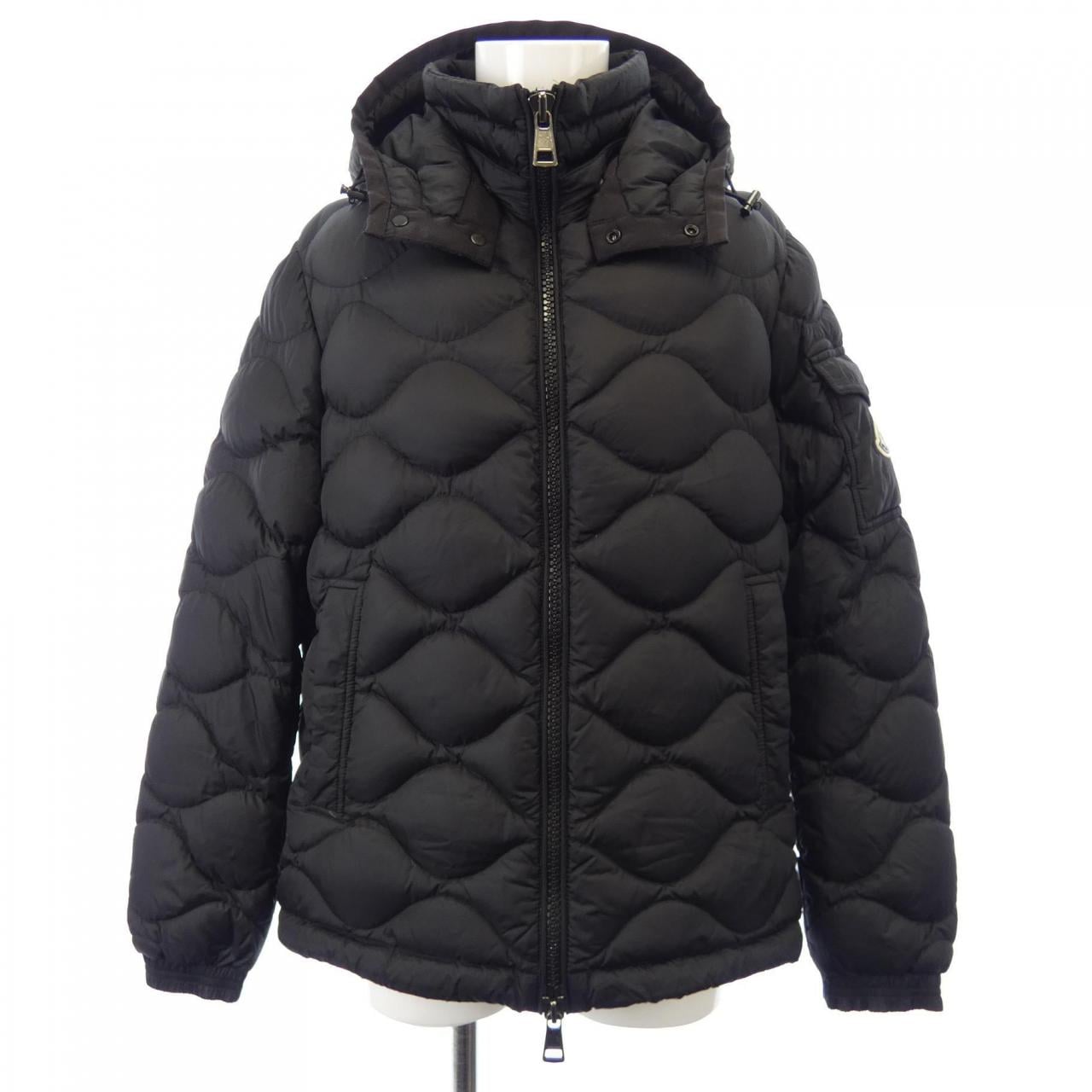 モンクレール MONCLER ダウンジャケット