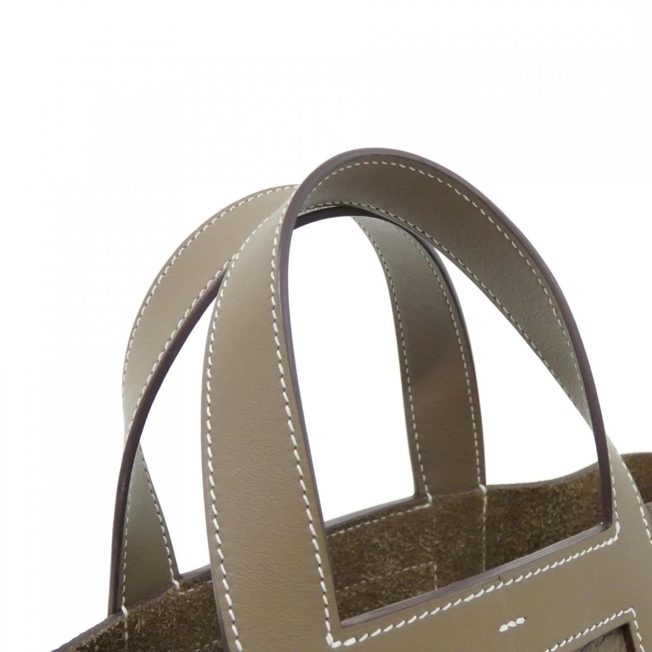 エルメス イン ザ ループ 23cm 084116CK バッグ