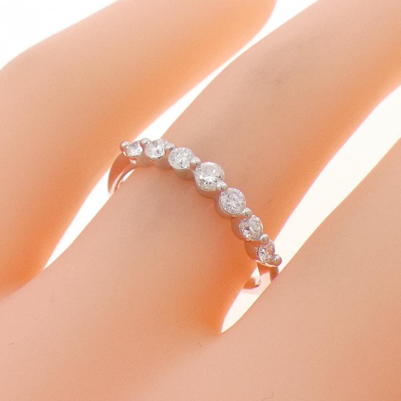 K18WG ダイヤモンド リング 0.31CT