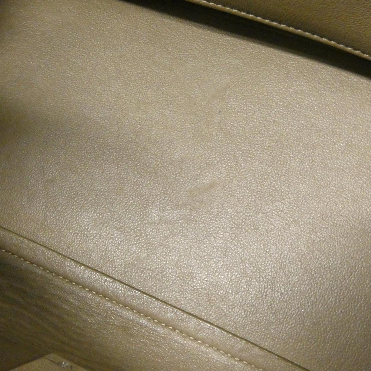 セリーヌ スモール トラペーズ 174683MDB バッグ