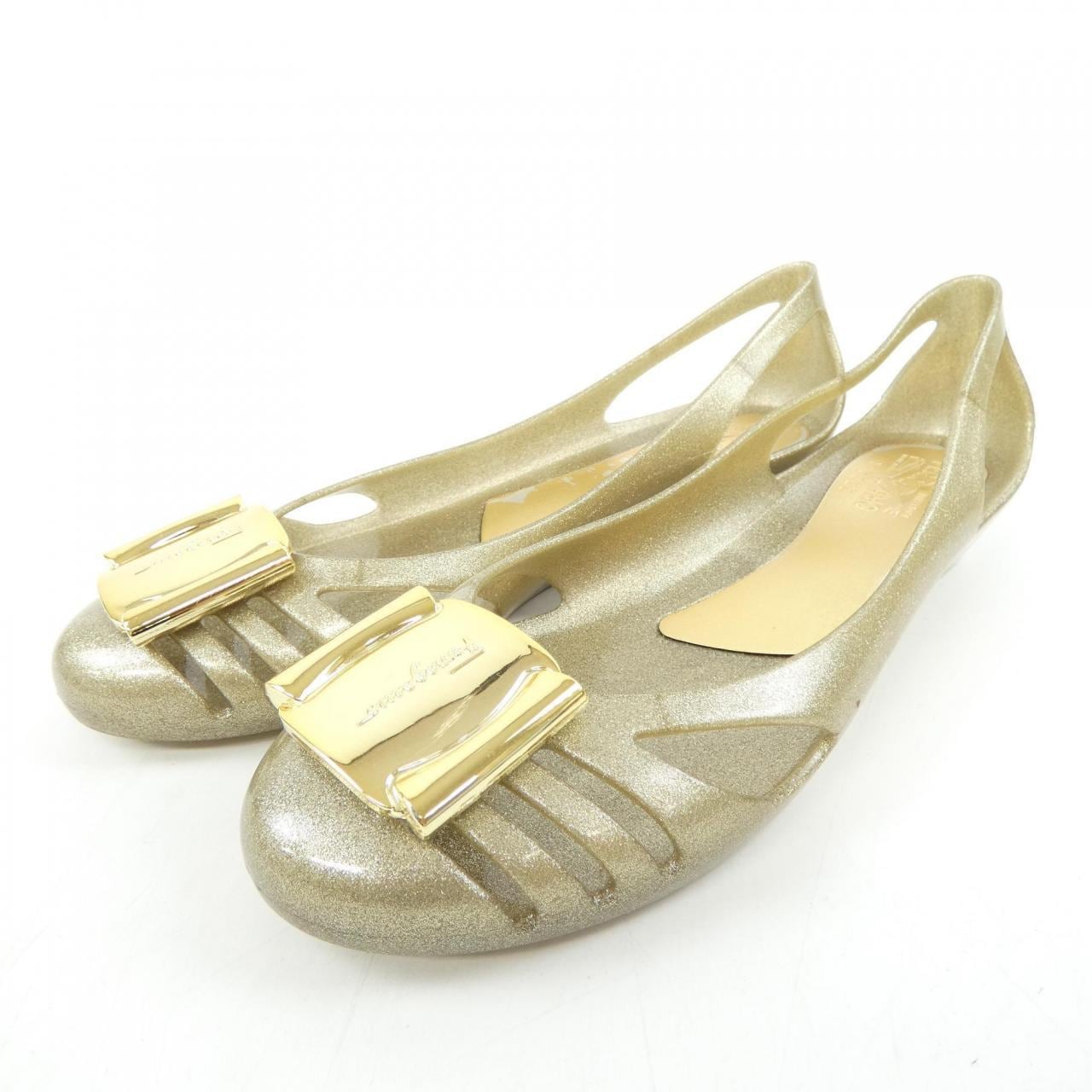 サルヴァトーレフェラガモ SALVATORE FERRAGAMO パンプス