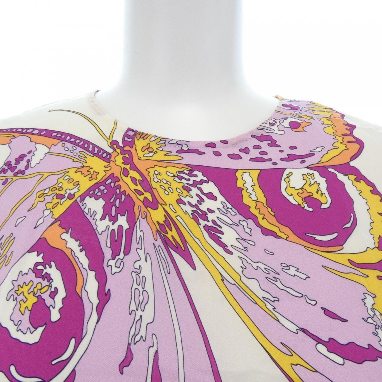 エミリオプッチ EMILIO PUCCI トップス