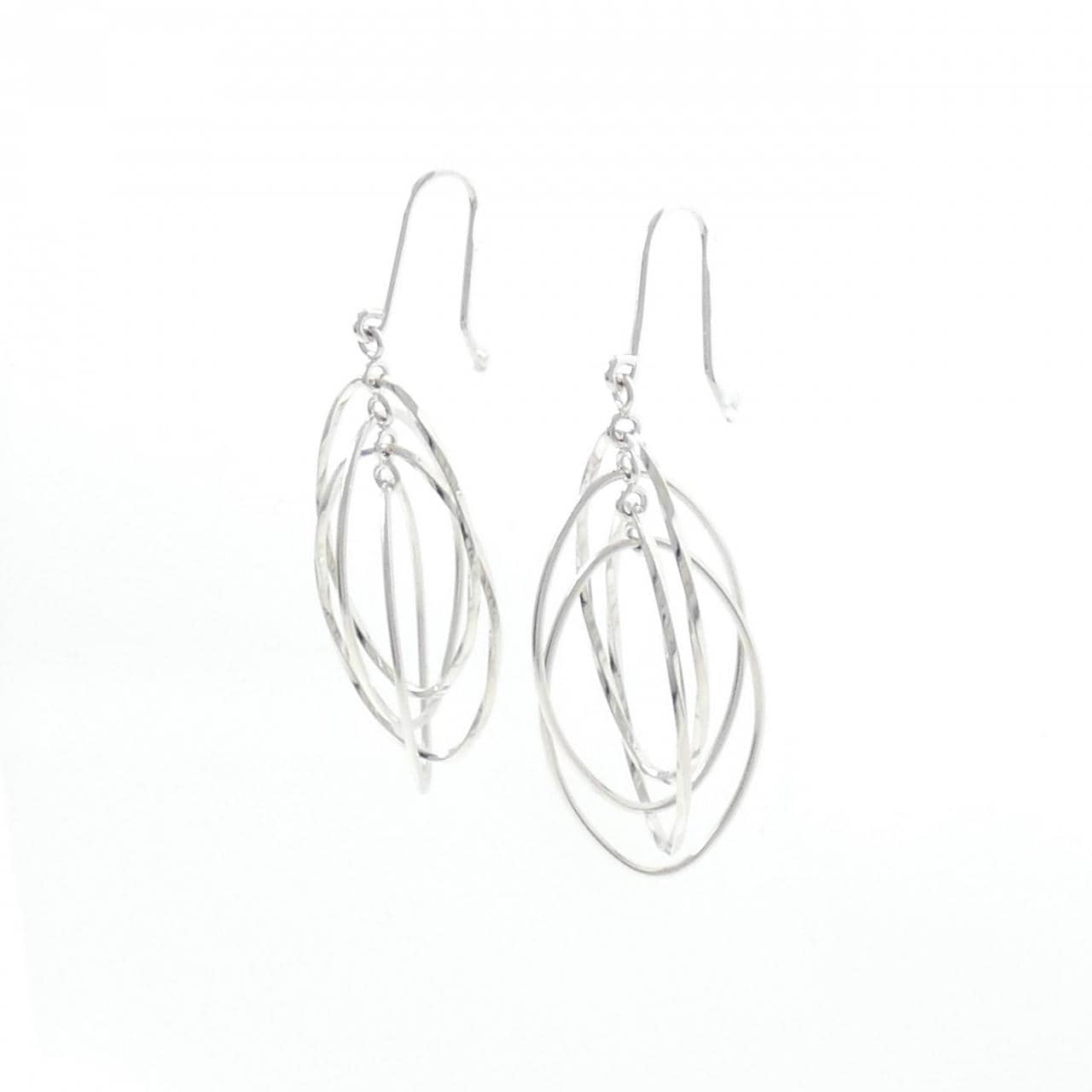 K18WG earrings