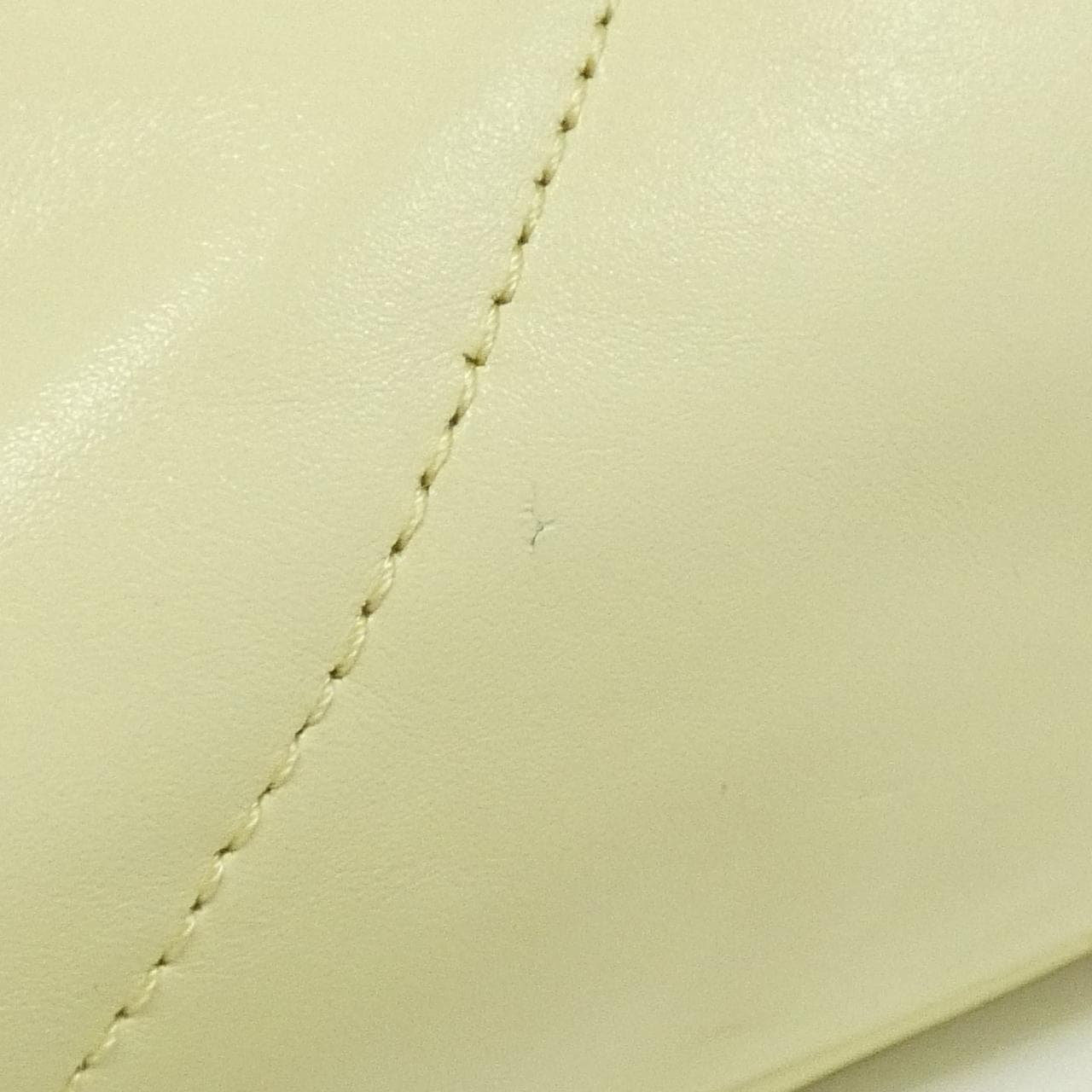 シャネル シャネル22 ライン AS3260 ショルダーバッグ