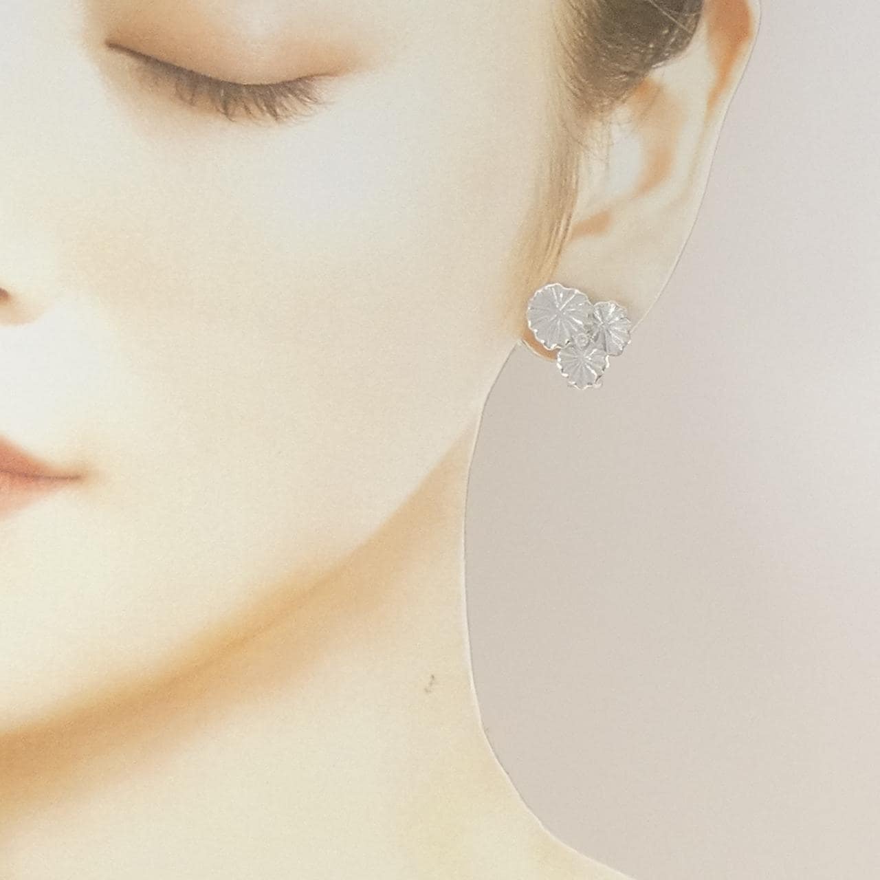 タムラシュンイチ ダイヤモンド イヤリング 0.06CT