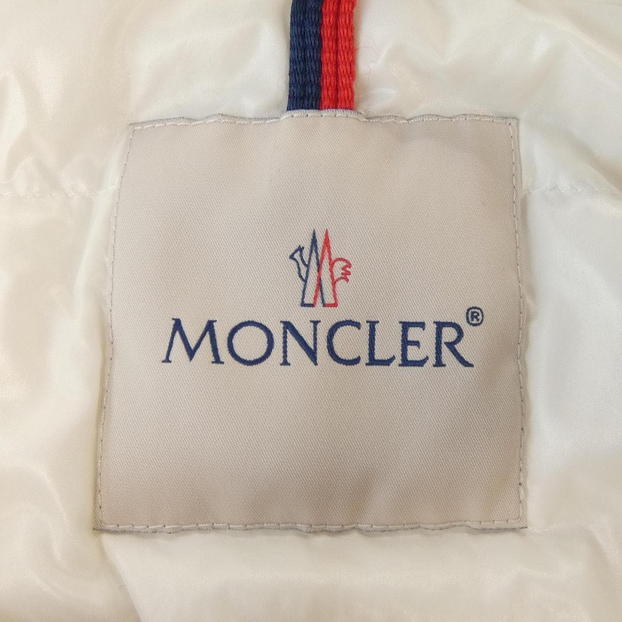 モンクレール MONCLER OLARGUES ダウンジャケット
