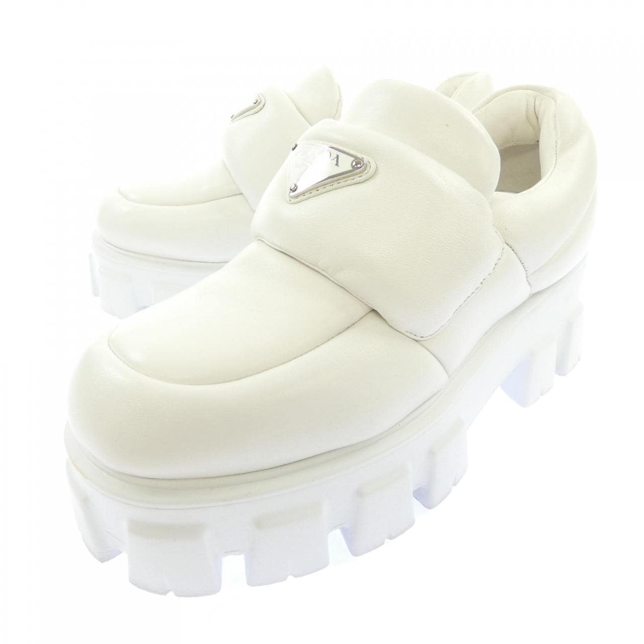 プラダ PRADA ソフトパデッド  トライアングルロゴ 1D125N シューズ
