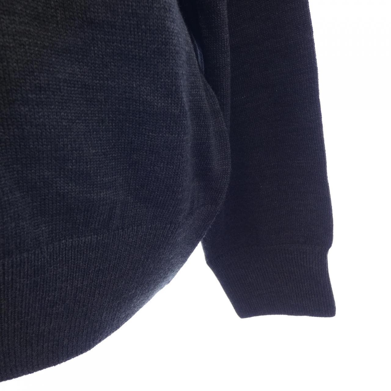 メゾンキツネ MAISON KITSUNE FM00528KT1036 ニット