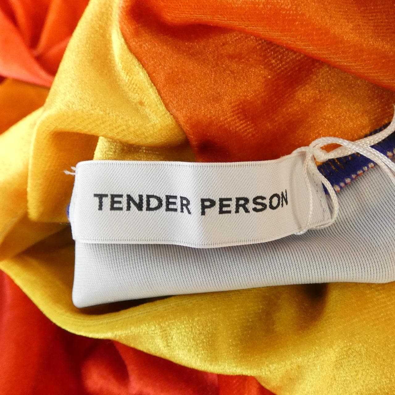 テンダーパーソン TENDER PERSON トップス