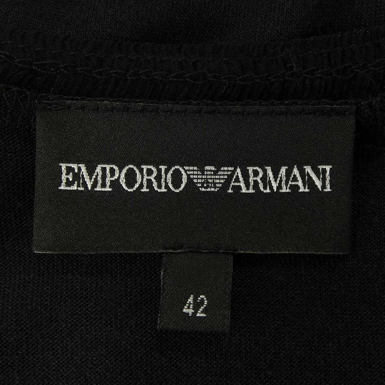 エンポリオアルマーニ EMPORIO ARMANI トップス