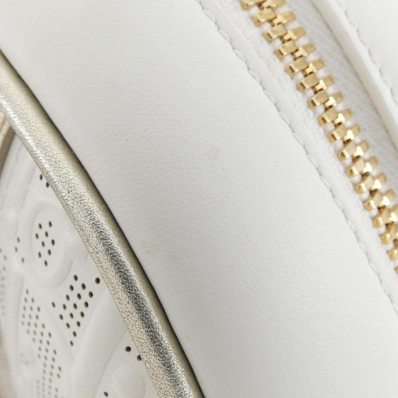 Christian DIOR DIOR Vibe 中号 M6204ODDT 波士顿包