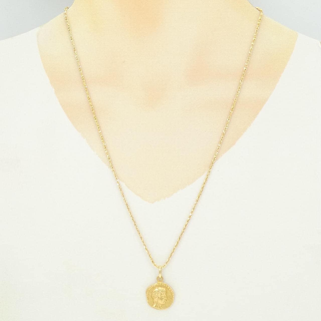 ウノアエレ 750YG/K18YG ネックレス