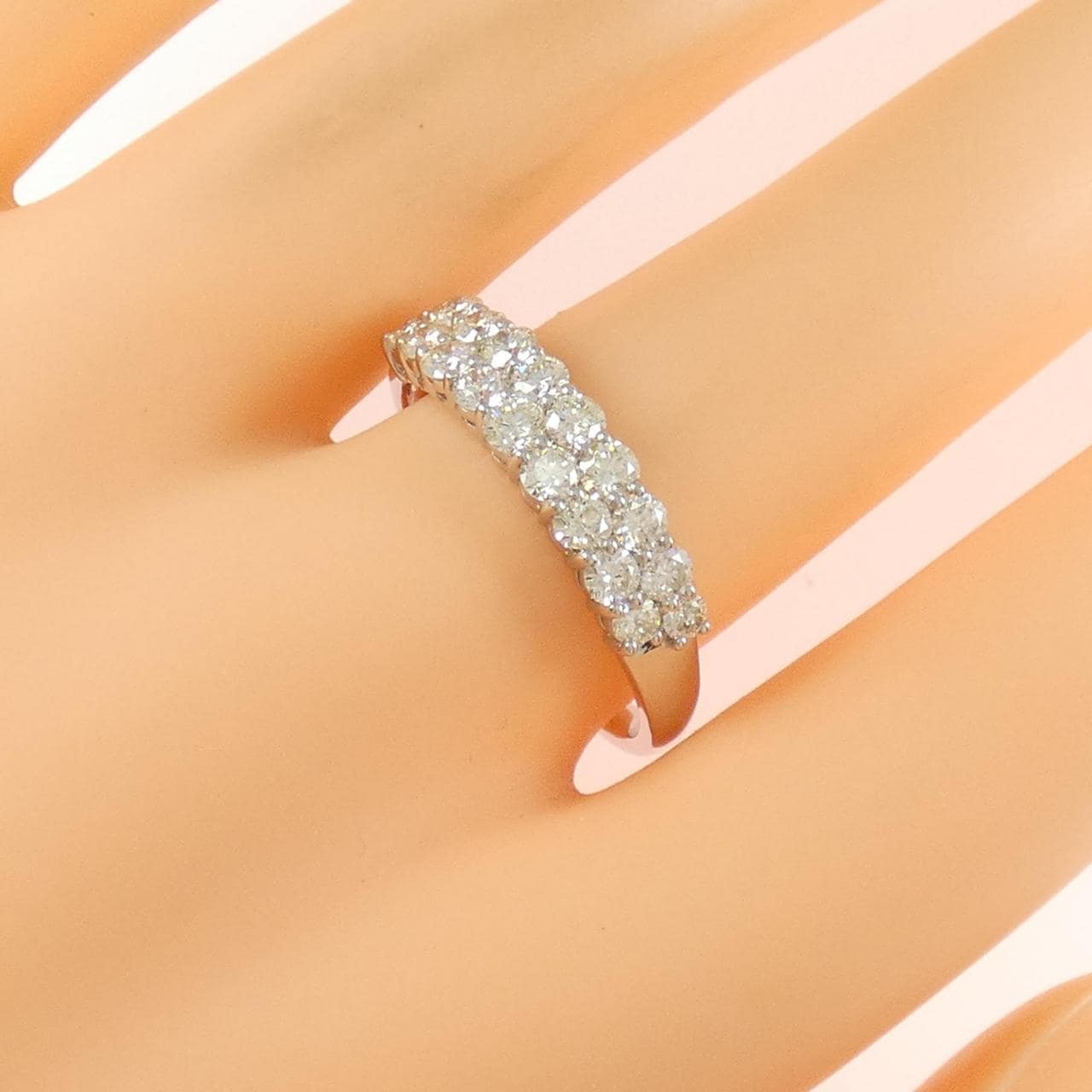 ジーエスティービー ダイヤモンド リング 1.00CT