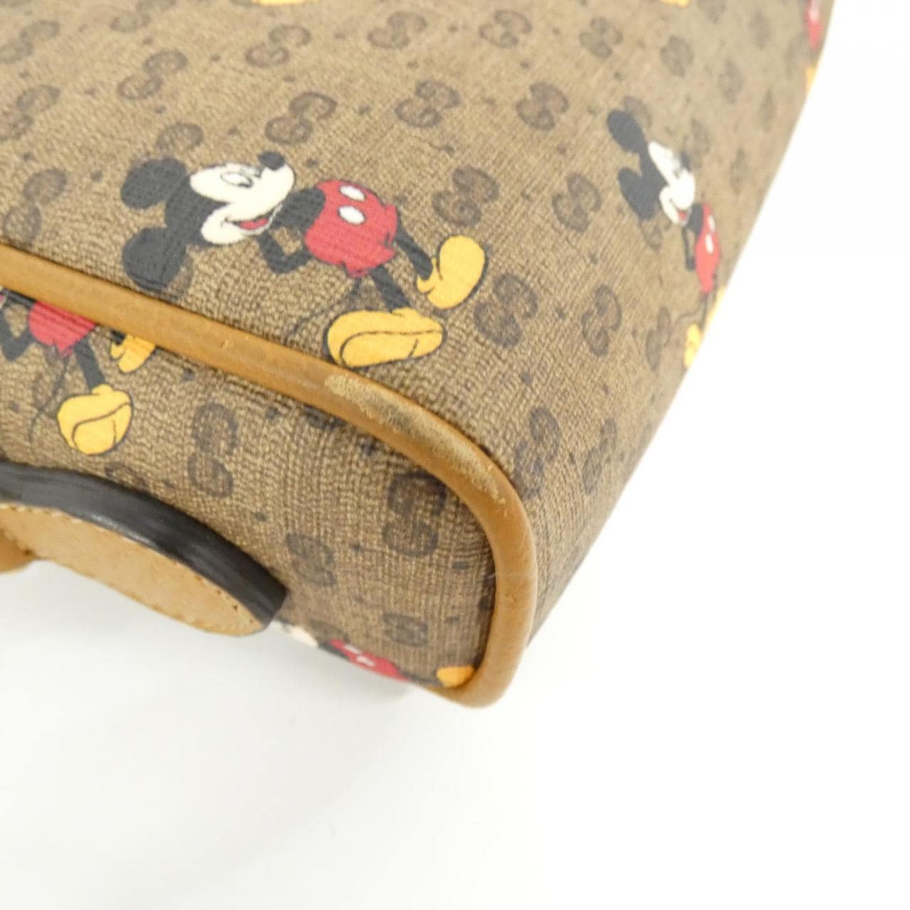 グッチ 602536 HWUBM ショルダーバッグ