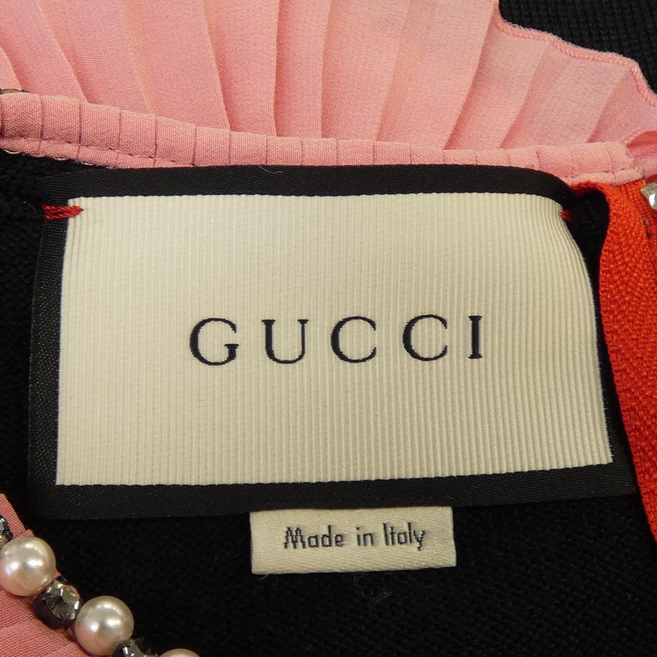 グッチ GUCCI トップス
