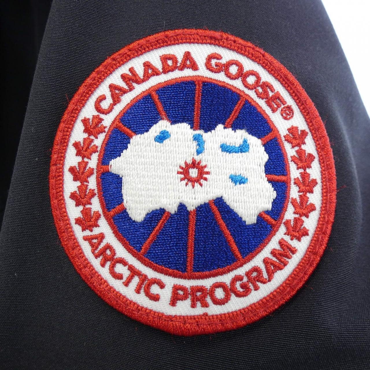 カナダグース CANADA GOOSE 2062M R ダウンコート