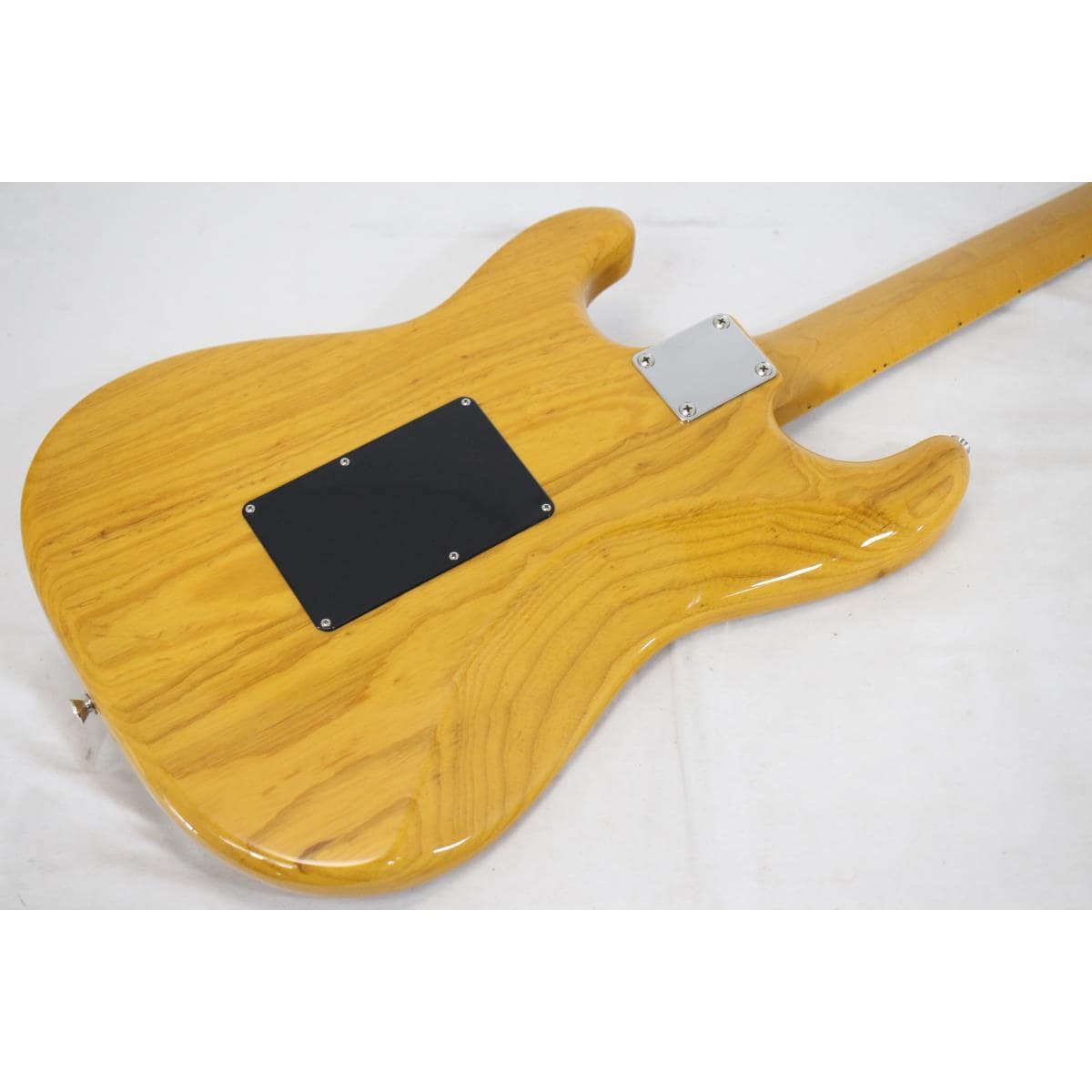 FENDER JAPAN ST72-SSH