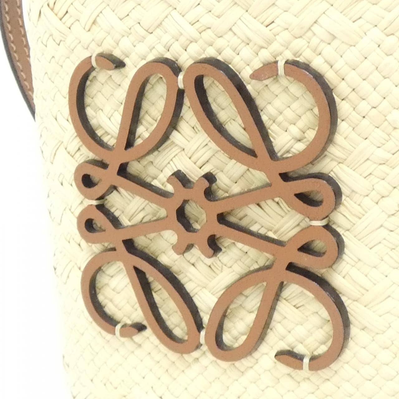 ロエベ スクエア ポケット C630G35X05 ショルダーバッグ