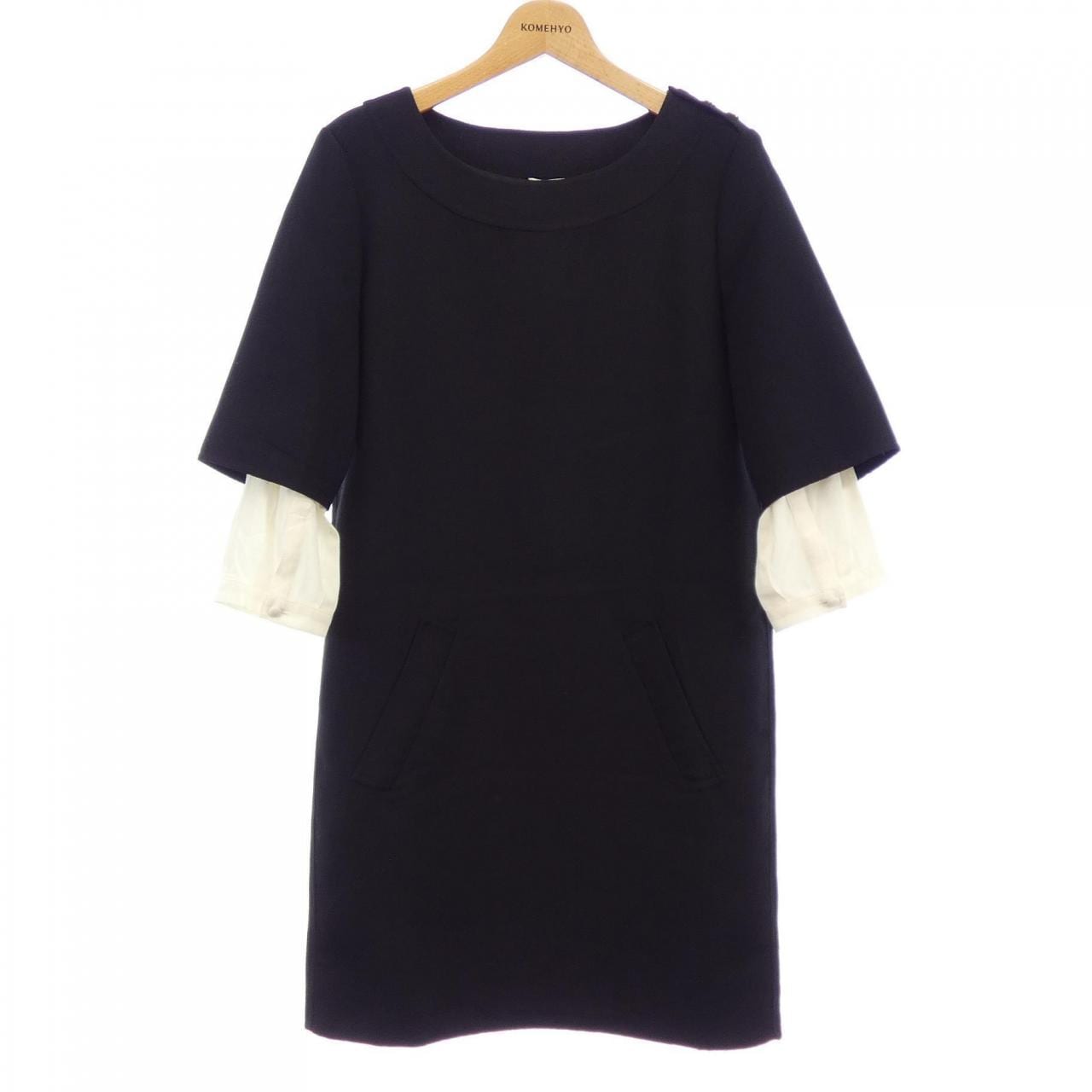 アルマーニコレツィオーニ ARMANI collezioni SMA13T SM034 ワンピース