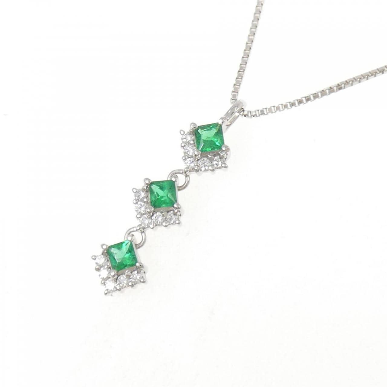 タサキ エメラルド ネックレス 0.29CT