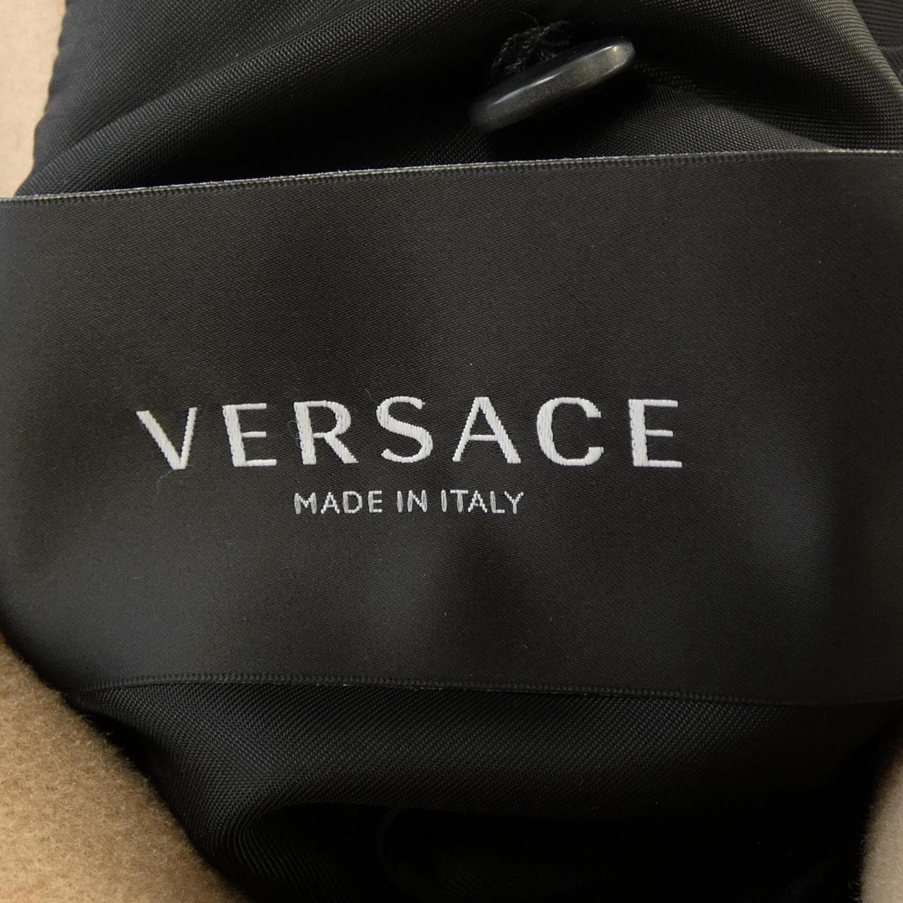 ヴェルサーチェ VERSACE コート