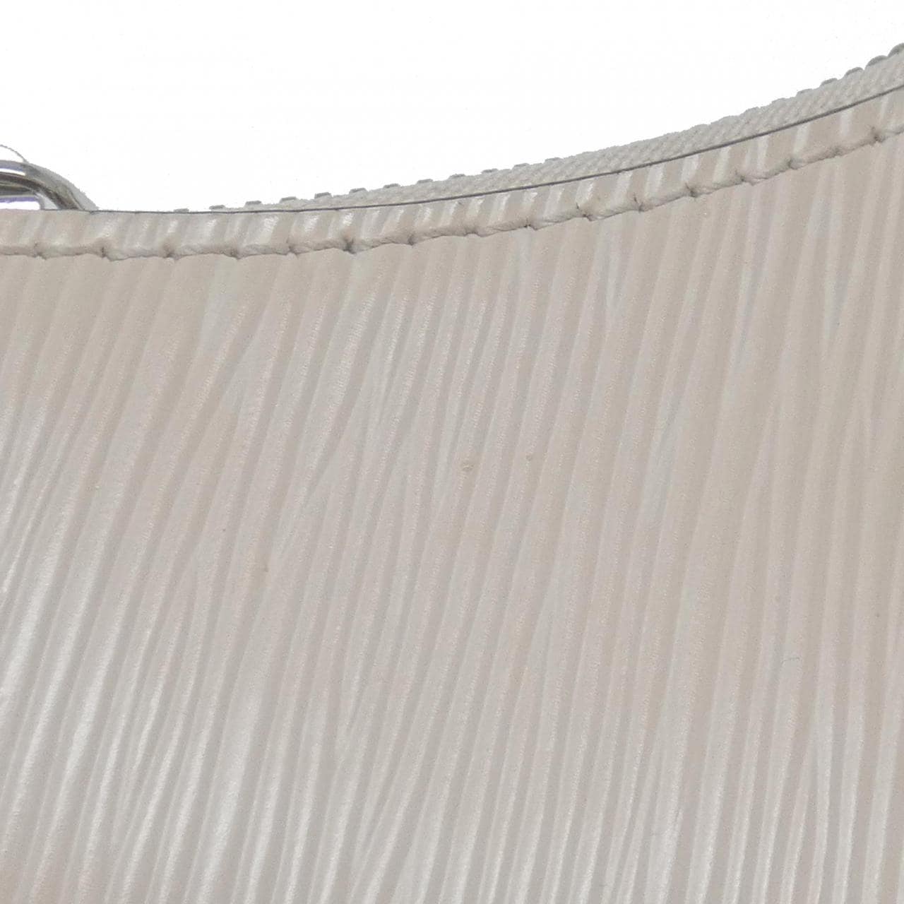 ルイヴィトン エピ マレリーニ M20999 ショルダーバッグ